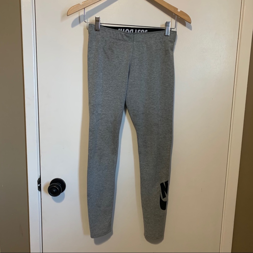 Nike Leg A See Leggings Small Logo Grey Swoosh - Picture 5 of 8